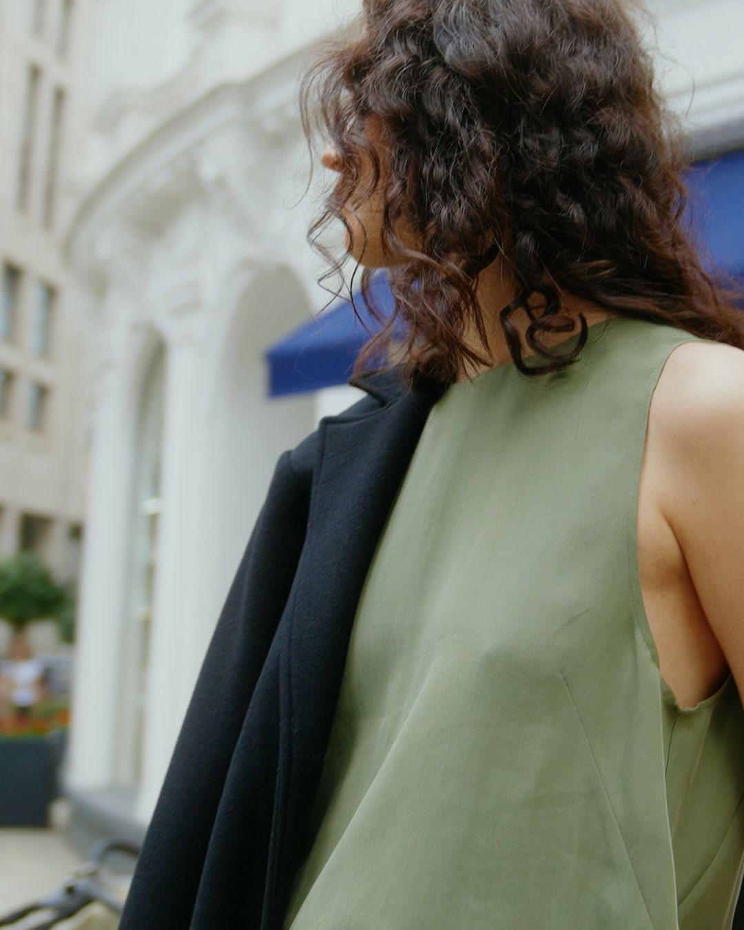Top FAB - olive